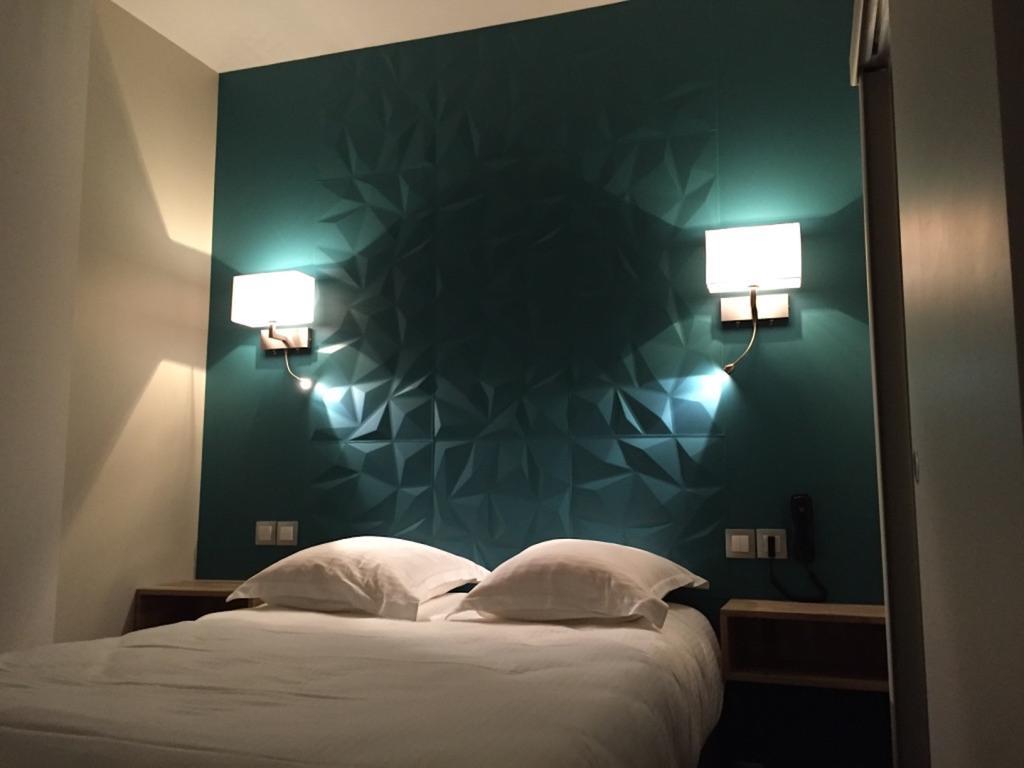 Hotel De La Poste Falaise  Ruang foto